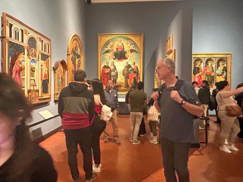 Florence: Michelangelo's David Entrance Ticket and Audio App - Medici Musical Instruments and Stradivarius Details