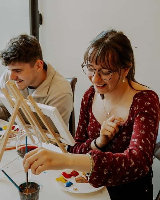 Florence: Paint&Wine with the view of Ponte Vecchio - A Wholesome Look at the Experience