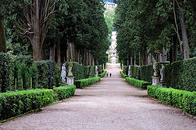Florence: Palazzo Pitti & Boboli Gardens Private Tour w/ Tickets - A Close Look at the Tour