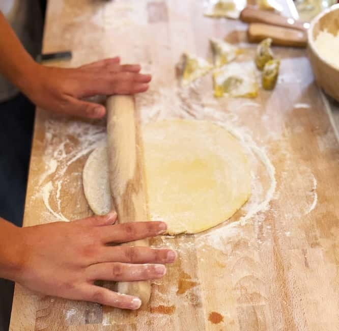 Florence: Pasta Class with Unlimited Wine for Couples only - A Closer Look at the Experience