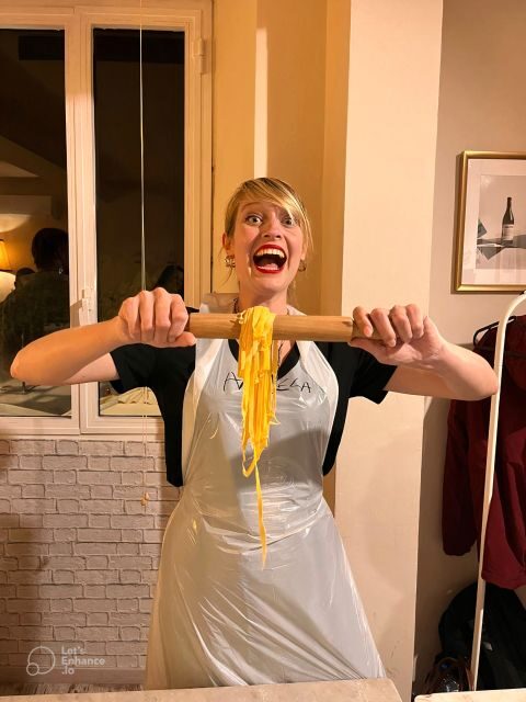 Florence: Pasta Class with Wine, Limoncello and Dessert - Cooking & Sharing a Meal