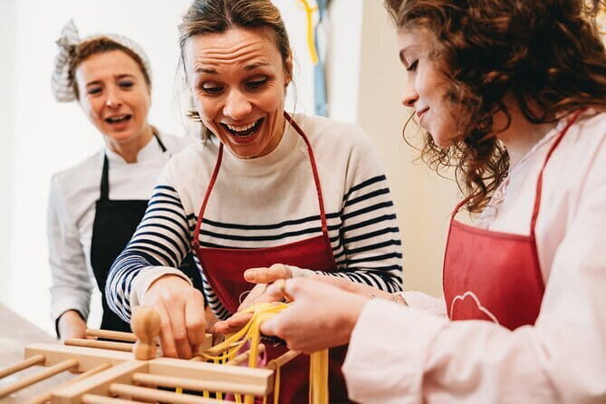 Florence: Pasta Cooking Class with Unlimited Wine - Who This Experience Suits Best