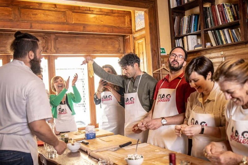 Florence: Pasta & Tiramisu Class with Unlimited Wine - A Friendly Take on Florence’s Pasta & Tiramisu Cooking Class
