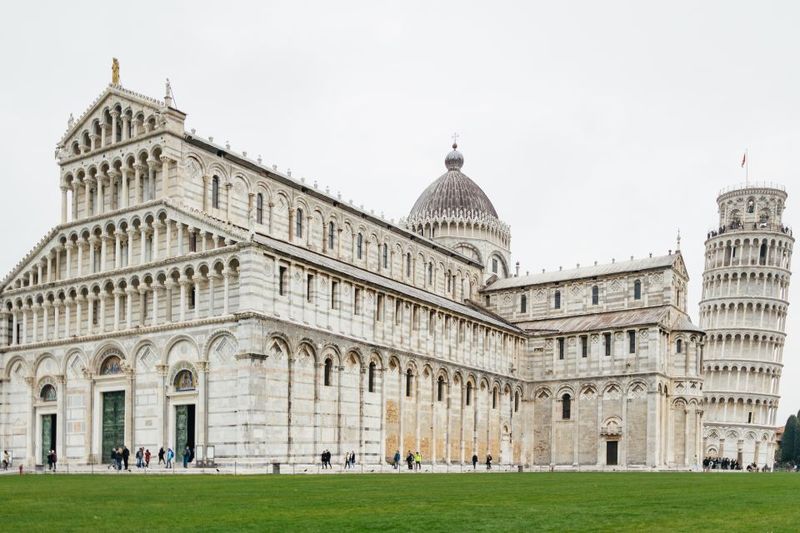 Florence: Pisa, Siena, San Gimignano, and Chianti Experience - Free Time for Coffee and Panforte (and a Little Shopping)