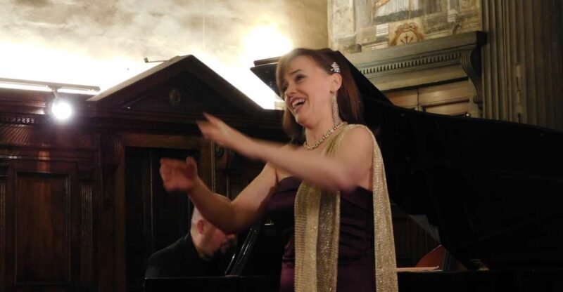 Florence: Pizza Dinner and Opera Arias Concert - Key Points