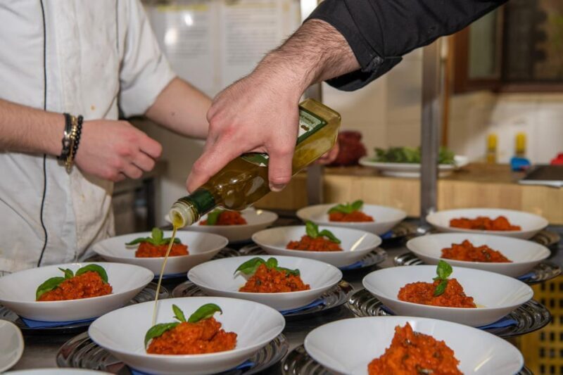 Florence: Private Food Walking Tour with Tuscan Classics - What Others Are Saying: Authentic Experiences & Reliable Guides