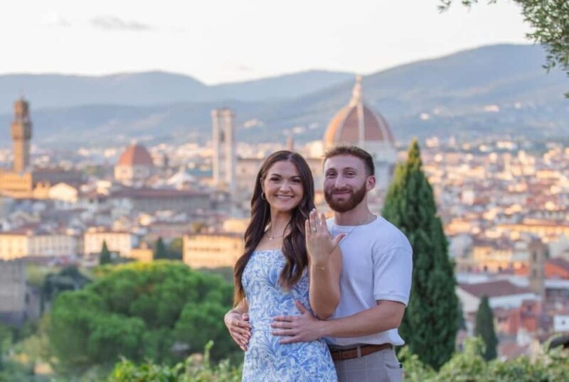 Florence: Private Photo Shooting walk tour w/a local - Practical Details