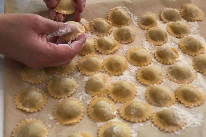 Florence Small-Group Pasta Class with Seasonal Ingredients - FAQs
