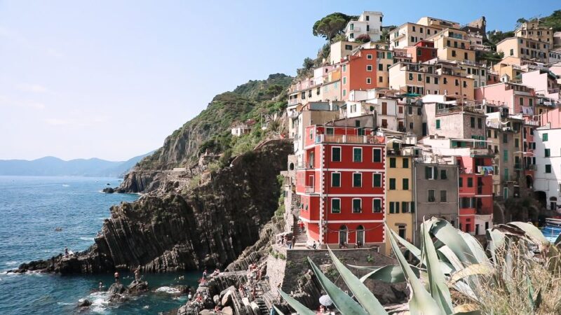 Florence to Cinque Terre: Round-Trip Escorted Journey - The Guide and Tips