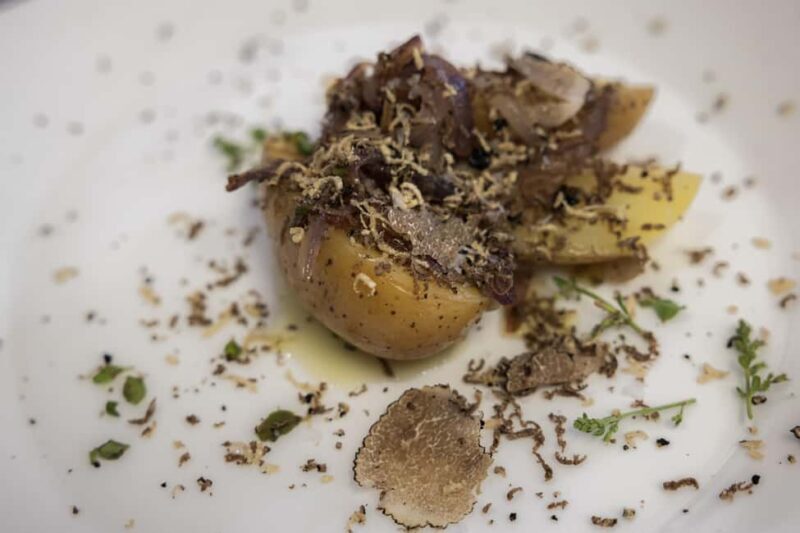 Florence: Truffle Hunt with Gourmet Platter Tasting - FAQs