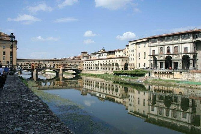 FLORENCE: Uffizi Gallery + Palazzo Vecchio monolingual Guided Tour - Small Group - Starting Point and Timing
