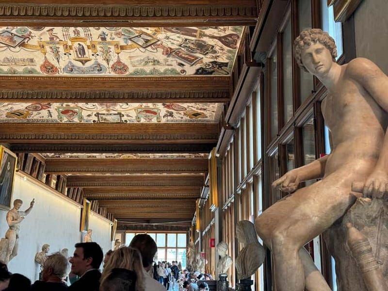 Florence: Uffizi Gallery Timed Entry Ticket & Audio Guide - The Building Itself: Giorgio Vasari’s Uffizi Rooms