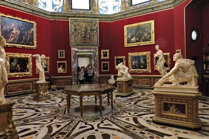 Florence walking guided tour with Uffizi & Accademia - The Itinerary: Walking Through Florence’s Artistic Heart