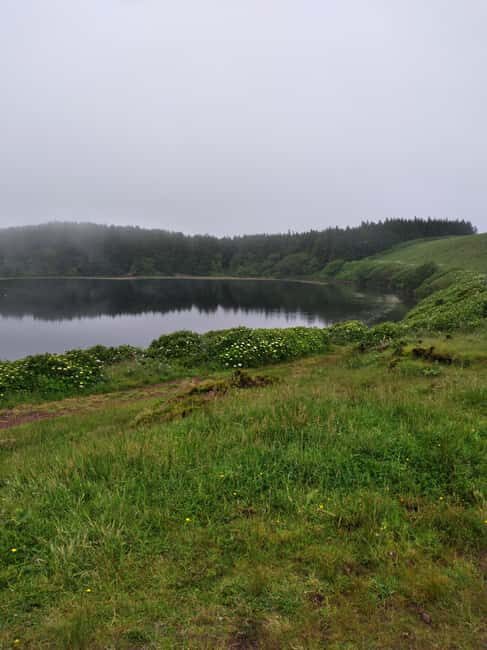 Flores Island: Half-Day Private Tour to Lagoons, Waterfalls, and Viewpoints - Exploring Flores Island in Depth