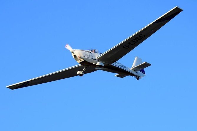 Fly a Motorglider in Devon - Flying High in Devon: A Down-to-Earth Review of the Motor Glider Experience