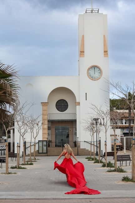 Flying Dress Photo Shoot in Mallorca elegant pictures by the sea, cathedral - Who Will Love This?