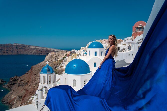 Flying Dress Photoshoot in Oia Private entry to Blue Dome - Booking and Practicalities