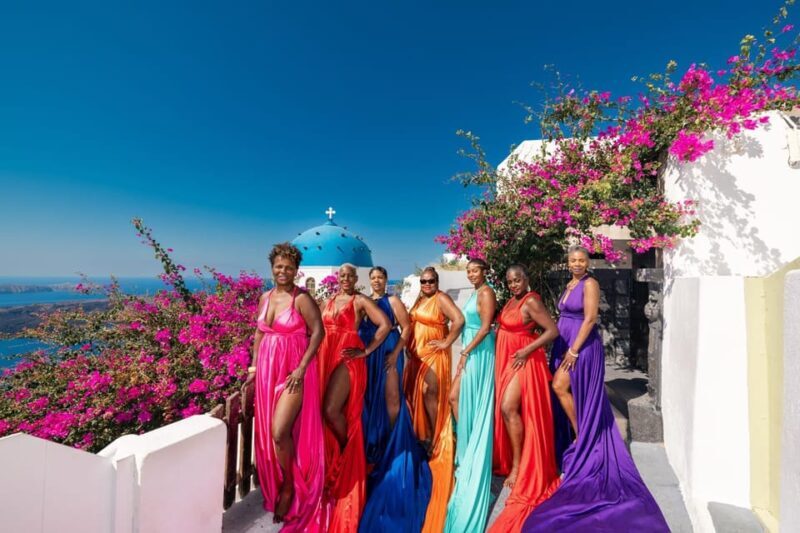 Flying dress Photoshoot in Santorini with Hotel Pickup - Who Should Consider This Experience?