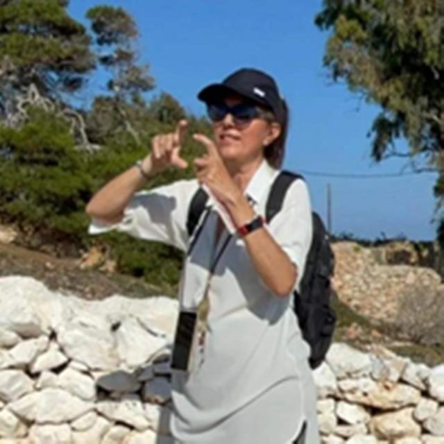 "Folegandros Unveiled: A Journey Through Time & Tradition" - A Closer Look at the Tour Experience