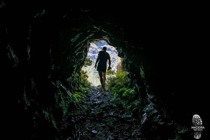 Folhadal Hidden Treasures Running Tour (Moderate) - Who Should Consider This Tour?