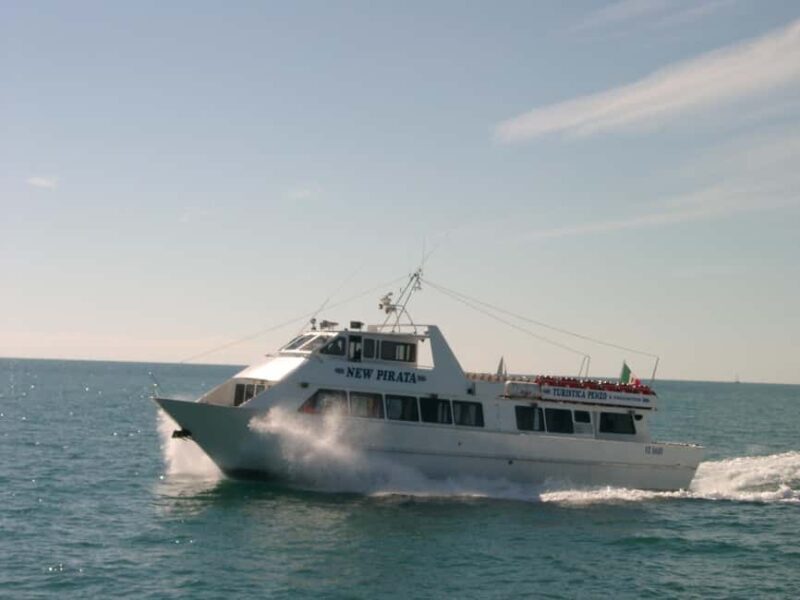 Fom Treporti: Murano, Burano, and Venice Motorboat Trip - Murano: Glass Making and Craftsmanship