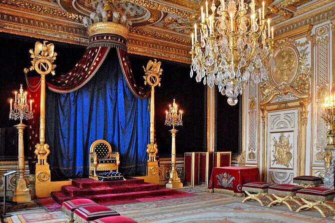 Fontainebleau Castle & Barbizon Half-Day Trip from Paris - Transportation and Group Size