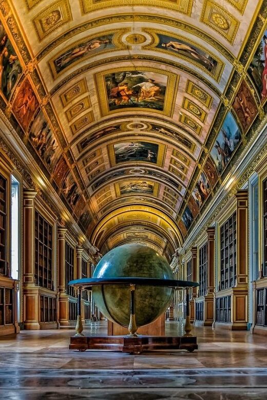 Fontainebleau Castle Private guided tour from Paris - FAQ