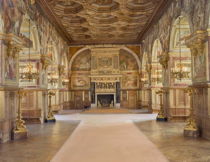 Fontainebleau : Horse-riding, Gastronomy & Château - Key Points