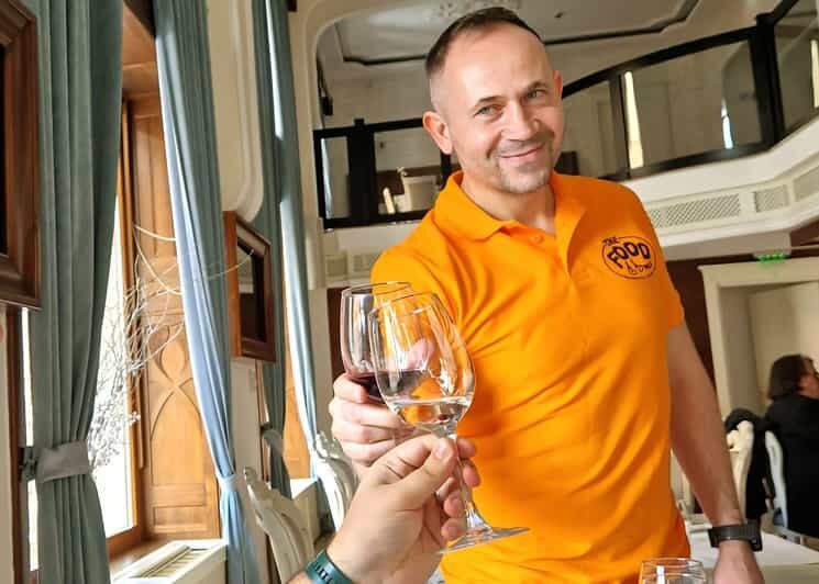 Food, Wine And Sightseeing Tour in Oradea, Romania - A deeper dive into what this tour offers