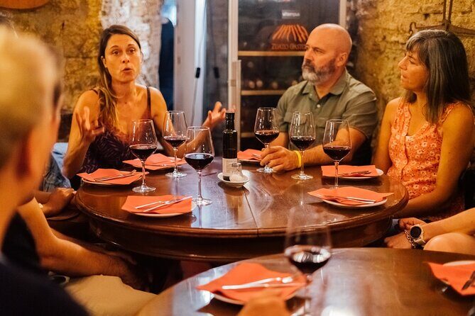 Food, Wine & History Tour with la Boqueria Market in Barcelona - Key Points