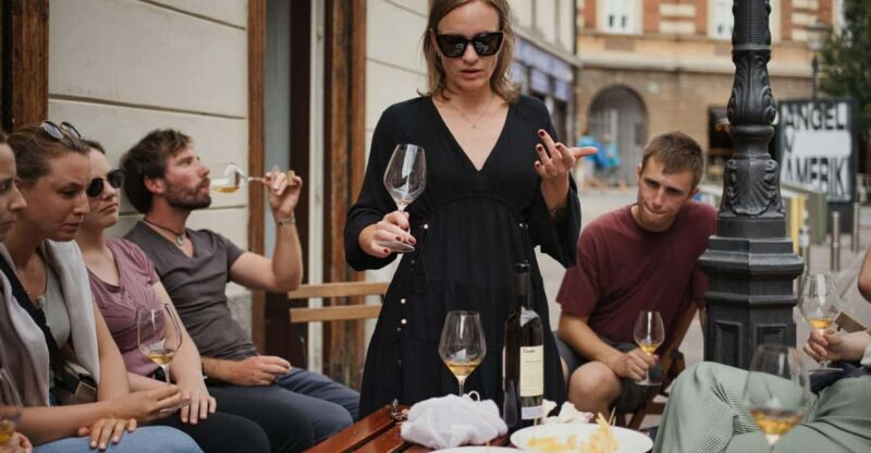 Food & Wine tour with a Sommelier - Key Points:
