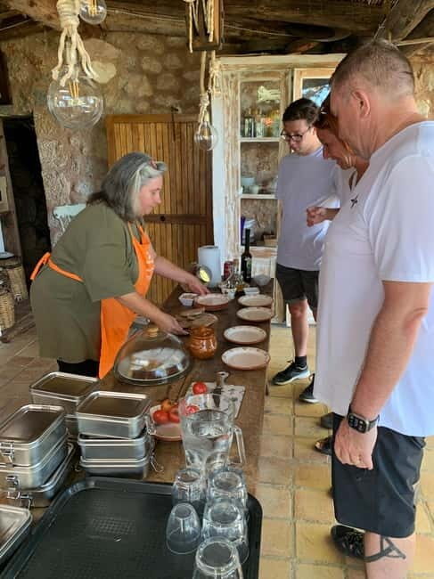 Fornalutx - hiking in the most beautiful valley in Mallorca - Price and Value