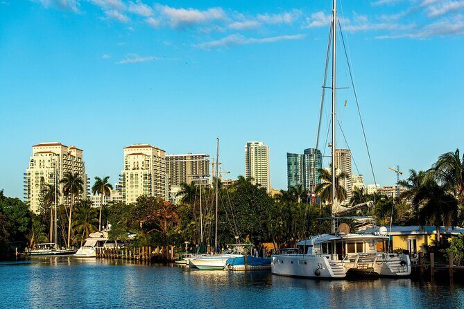 Fort Lauderdale Millionaire Homes Cruise on River - The Experience and Its Pros and Cons