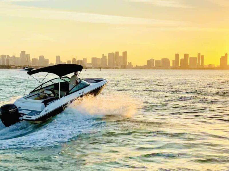 Fort Lauderdale: Sunset Boat Tour with "French Appetizer" - The Experience in Detail