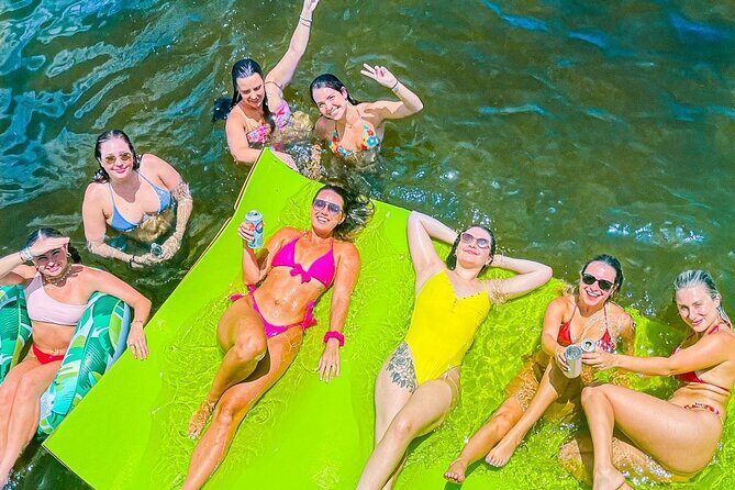 Fort Lauderdale's Largest Party Pontoon - What to Expect from Your Fort Lauderdale Party Pontoon