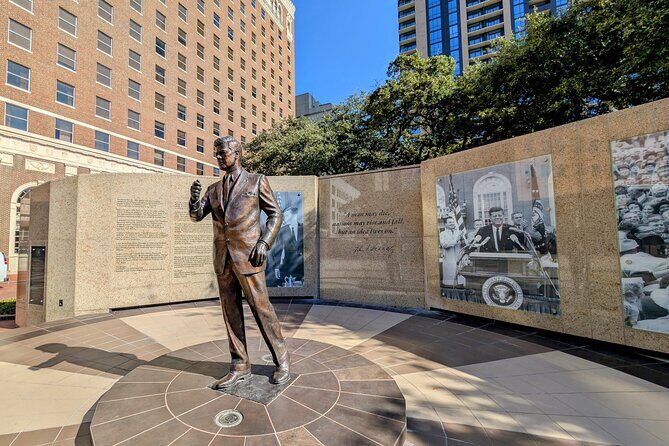 Fort Worth Scavenger Hunt Walking Tour and Game - The Experience: What to Expect