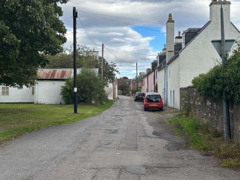 Fortrose: Hidden History Walking Tour With a Guide - What to Expect from the Tour