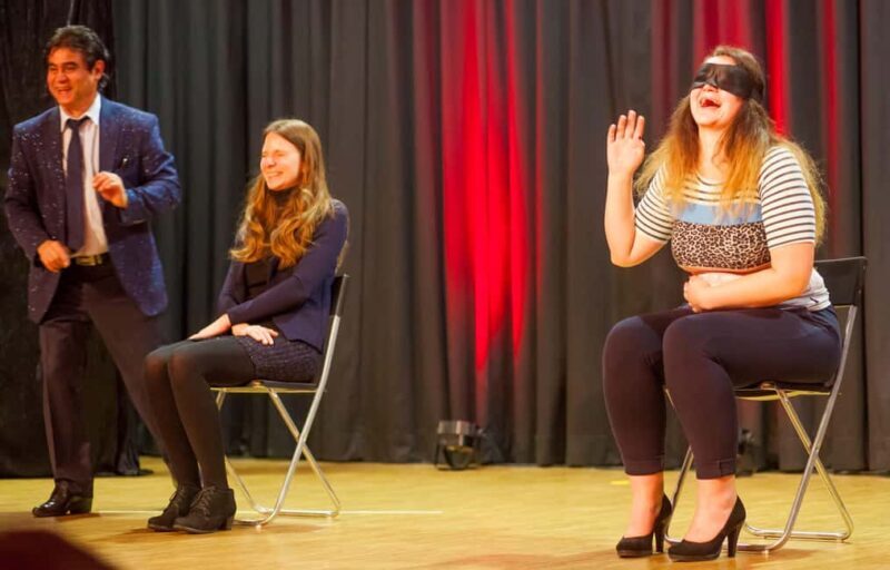 Frankfurt a.M.: The Magic Dinner | 4 culinary & 4 magical courses - Key Points