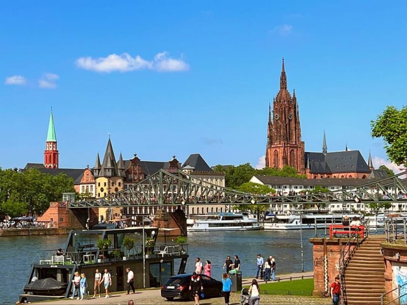 Frankfurt: Discover the heart of Frankfurt - a city tour in German - In-Depth Look at Each Stop