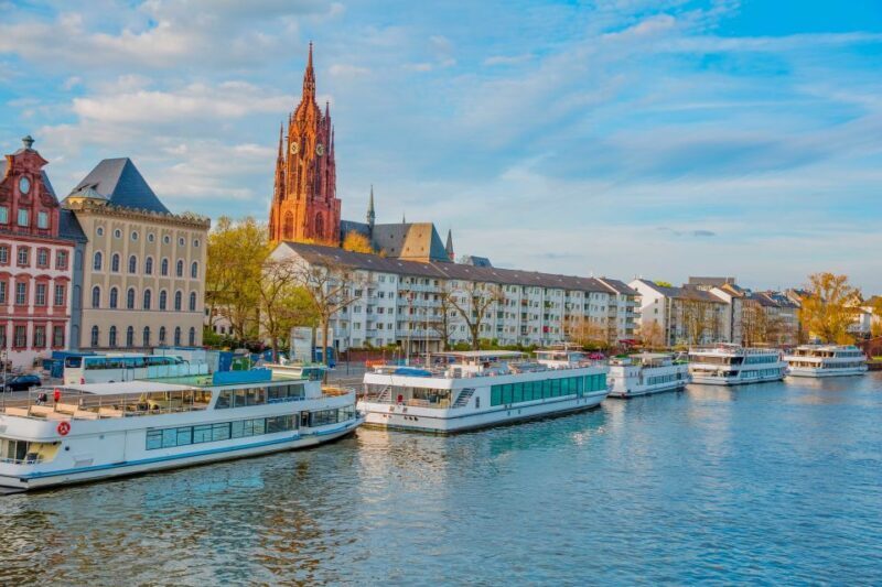 Frankfurt: Guided Bike Tour - Museum Embankment and Riverside Views