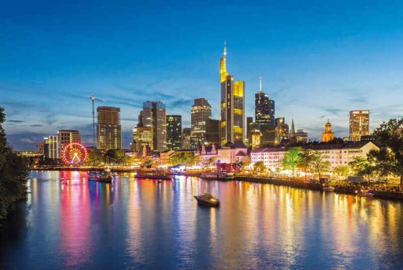 Frankfurt: Lounge Abendfahrt Frankfurt - Key Points