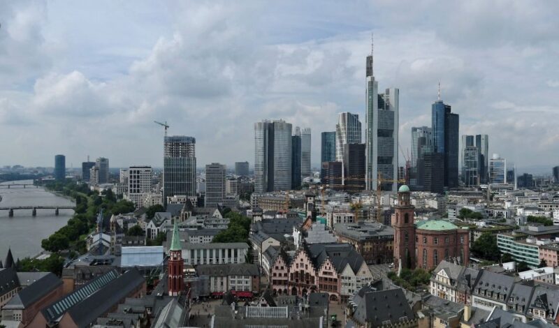 Frankfurt - Old Town Historic Walking Tour - A Complete Look at the Frankfurt Old Town Tour