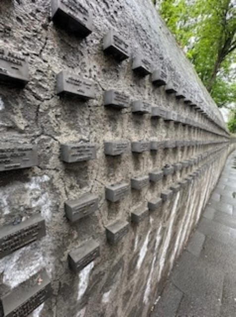 Frankfurt on Foot Daily Walking Tour in English - Is This Tour Right for You?