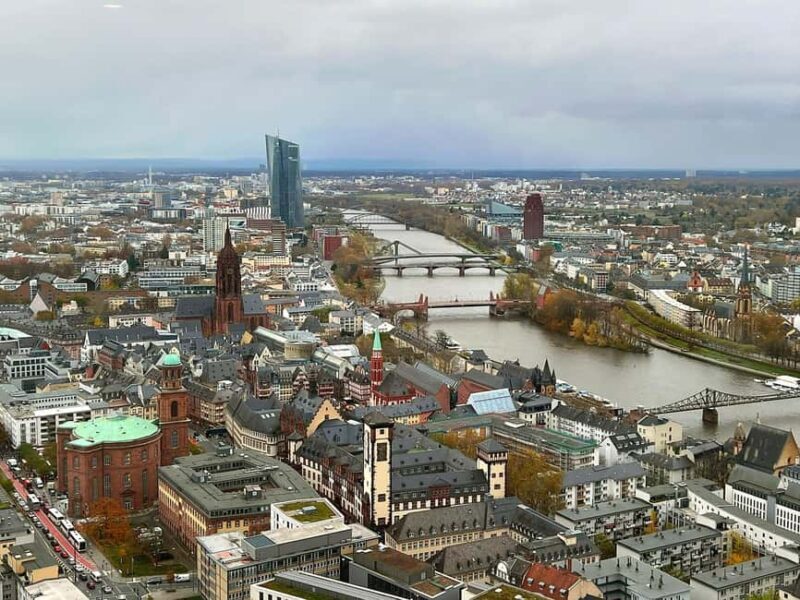 Frankfurt: Private tour in German - just for you and your friends - Why Choose This Private Frankfurt Tour?