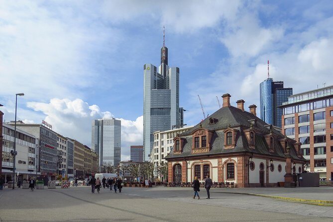 Frankfurt - Private tour with Licensed guide - Starting Point: Römerberg and the Medieval Old Town
