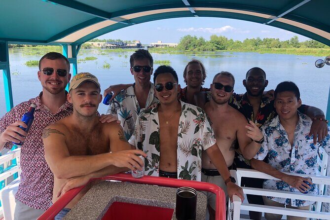 Freaky Tiki Boat Bayou Tour -7 miles from quarter w/ Bathrooms - FAQ