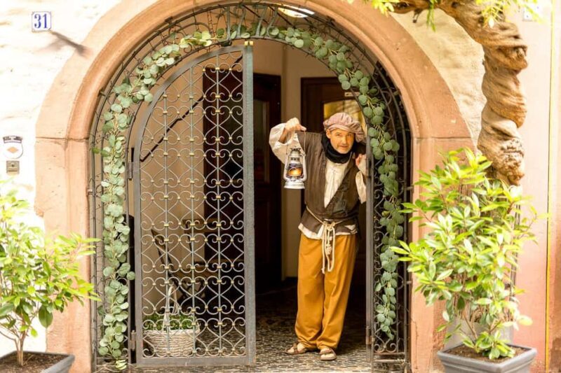 Freiburg: Acting tour Historix tour "Cathedral, gates, city legends" - Key Points