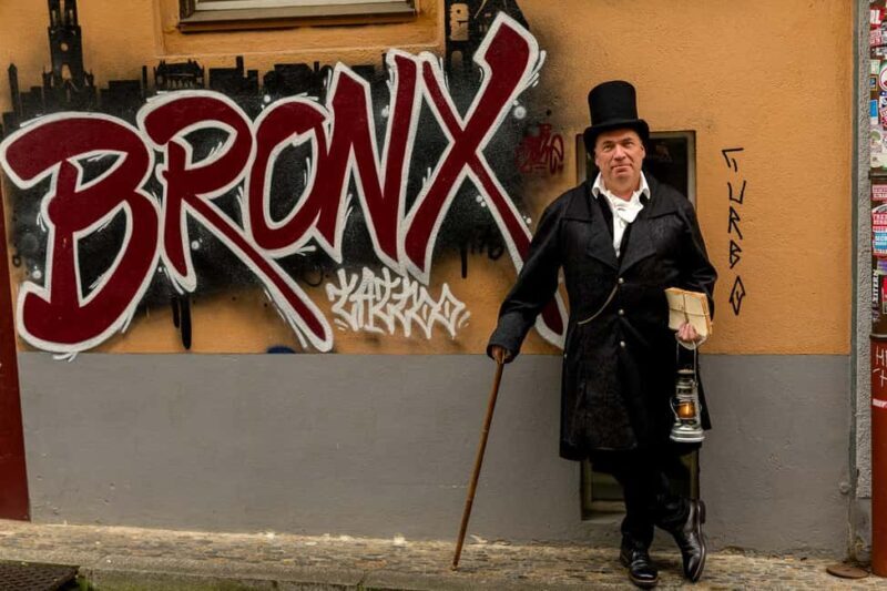 Freiburg: Ghost walk with Historix-Tours "Murderers, graves, and ghosts" - Key Points