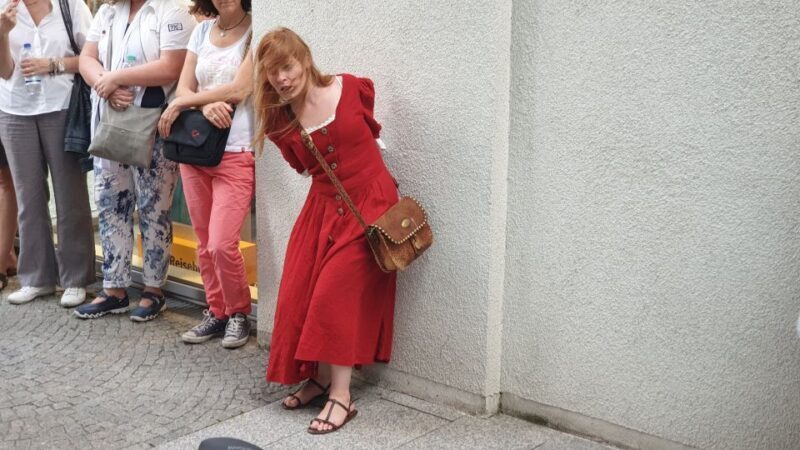 Freiburg: Guided City Tours with Actors - A Closer Look at the Experience