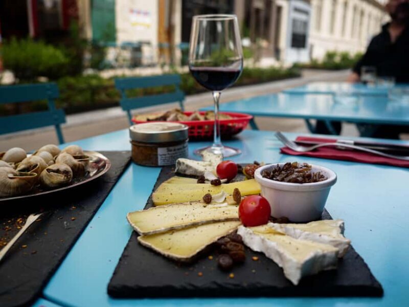 French Culinary Discovery in the Heart of Montmartre - Who This Tour Is Best For